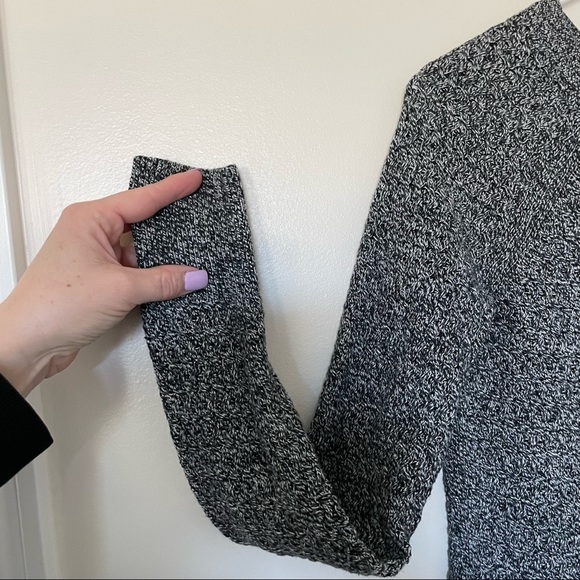 7 Tops $25/ American Eagle Outfitters Black & White Marled Sweater. Size Small - Picture 4 of 9